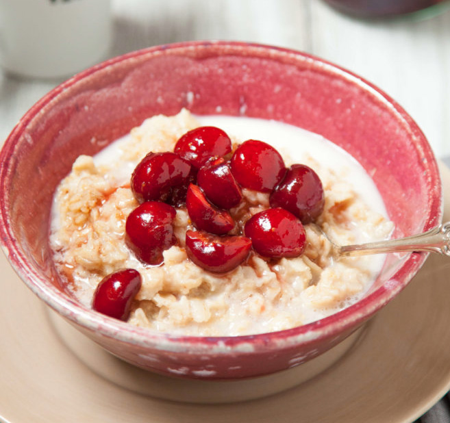 Steel Cut Oats Topped With Iqf Tart Cherries - King Orchards